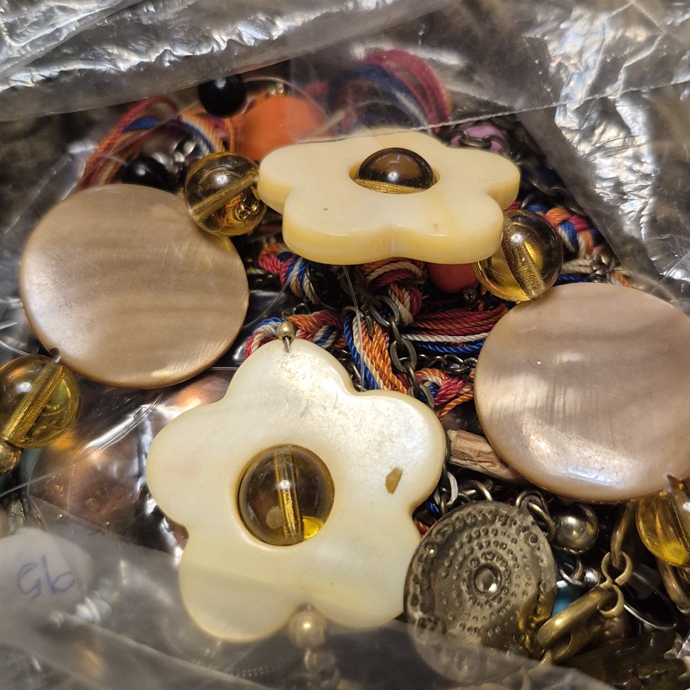 Mystery Jewellery Craft Grab Bag Aprox 480 gm D